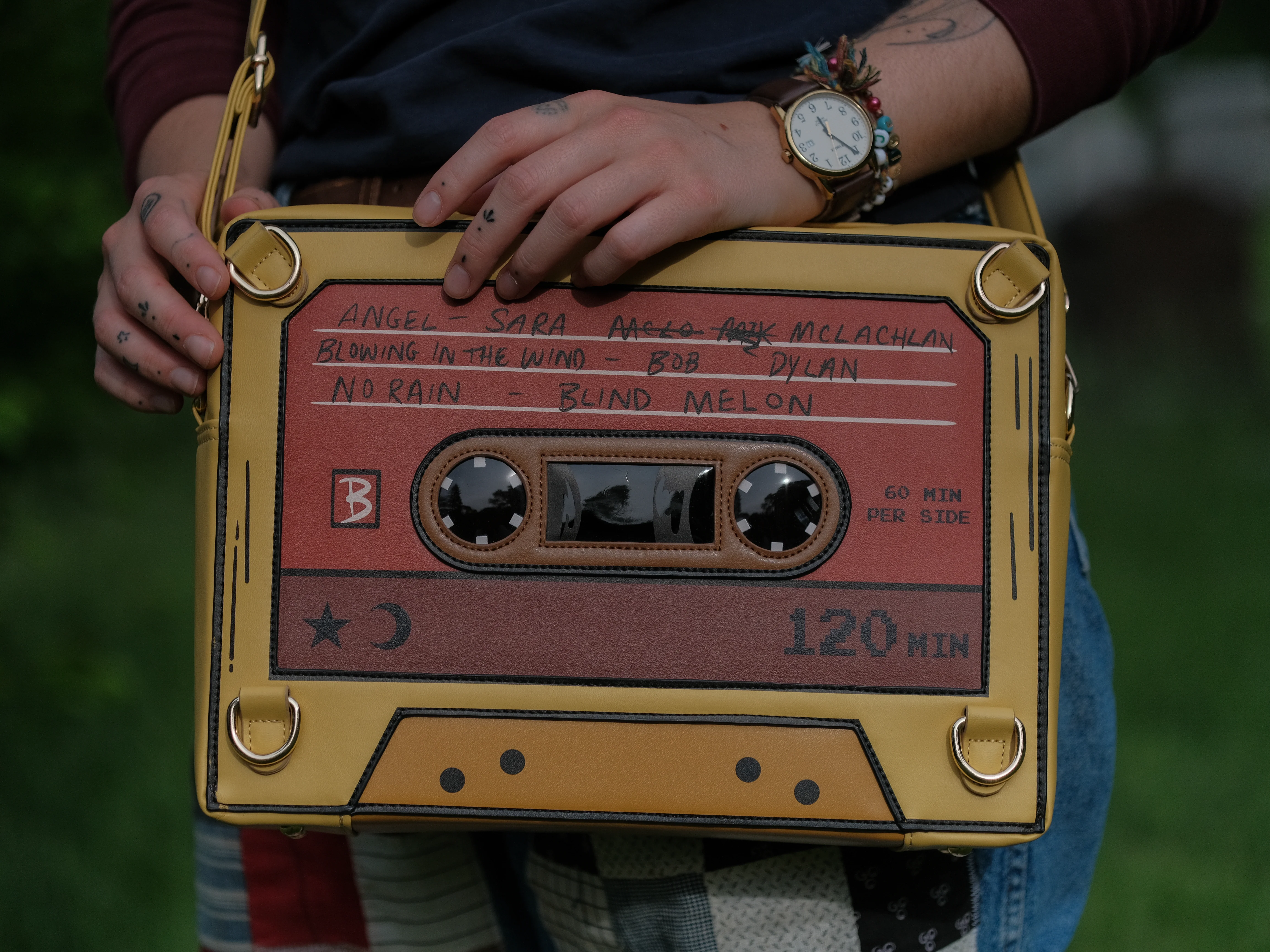 A Tape for Sara // Satchel & Backpack - Image 4