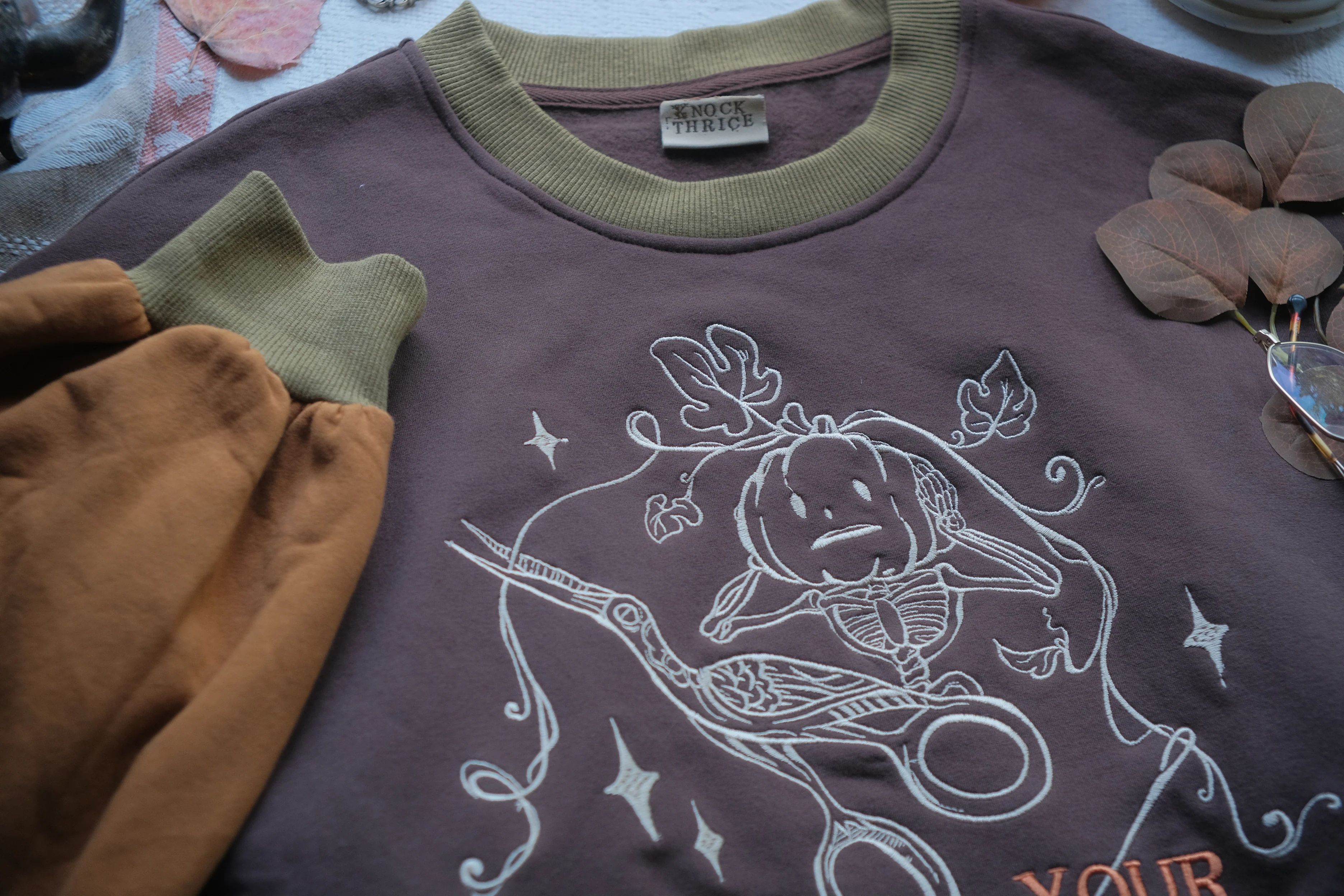 Don your Vegetables Crewneck // Oak Tree - Image 6