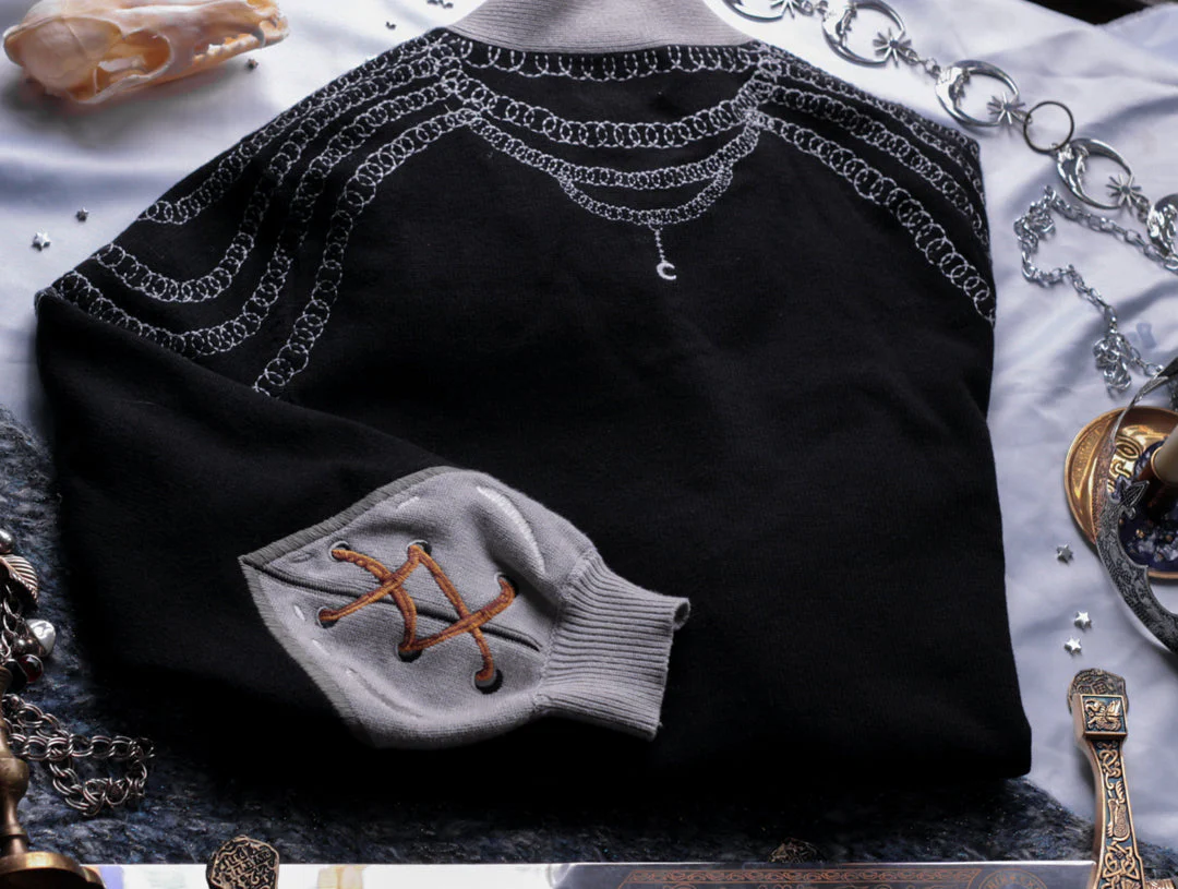 Knight in Cozy Armour Cardigan // The Raven Knight - Image 12