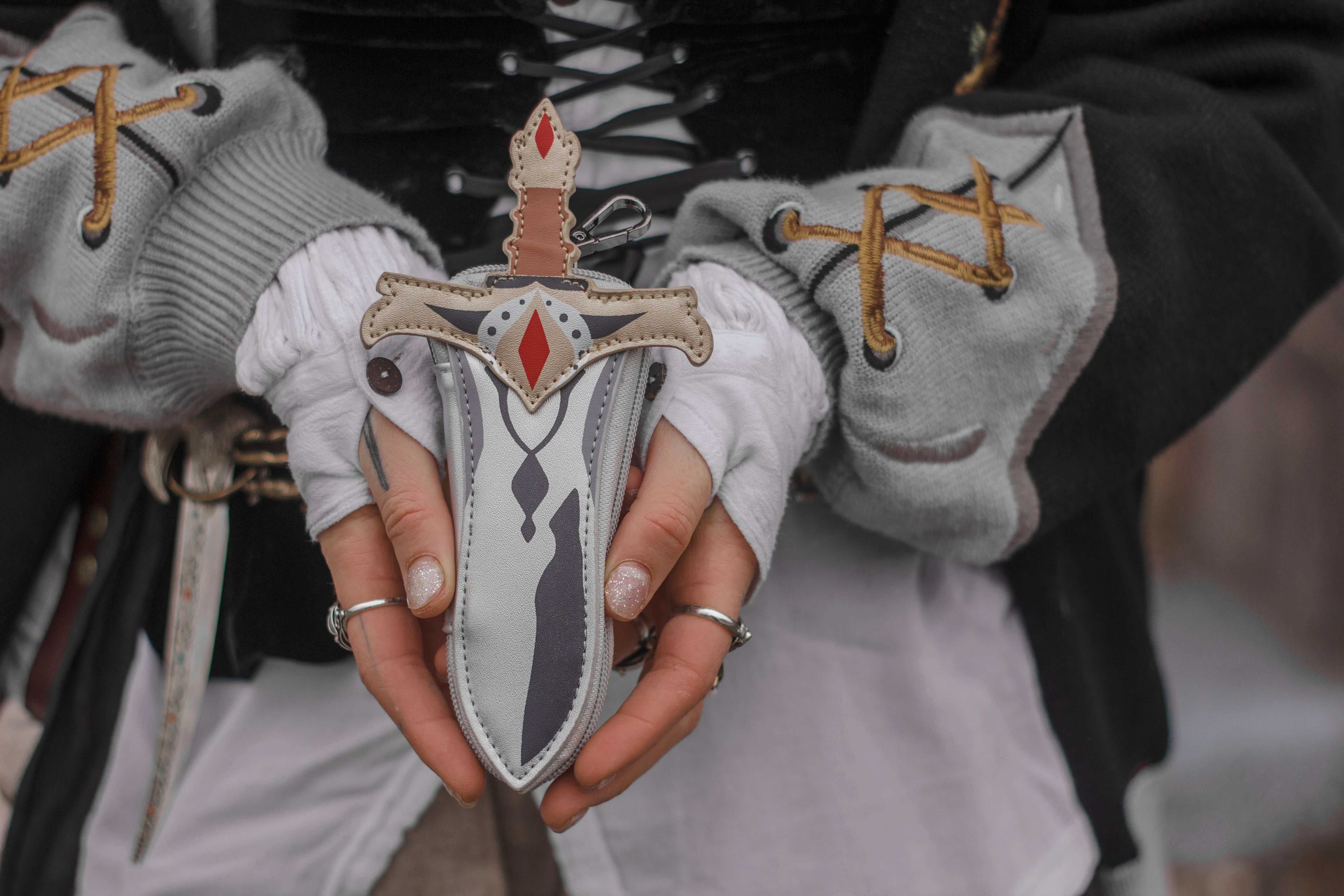 The Paladin Protector // Shield & Dagger Bag or Backpack - Image 7